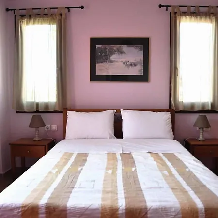 Anastasia's Maisonette Holiday home *